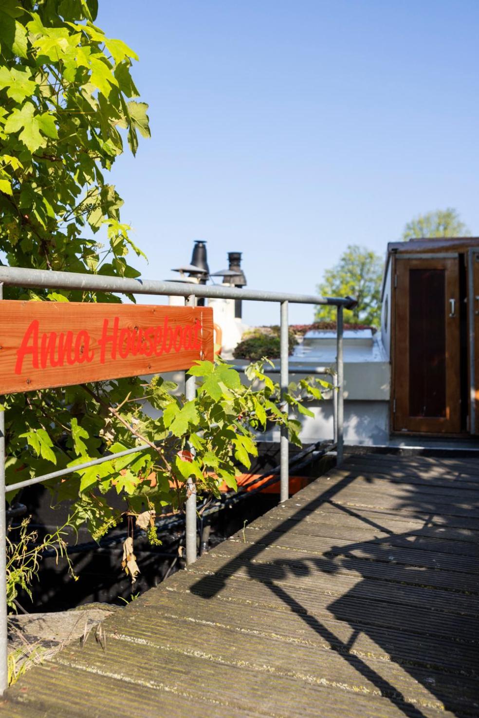 Anna Houseboat Hotel Amsterdam Ngoại thất bức ảnh